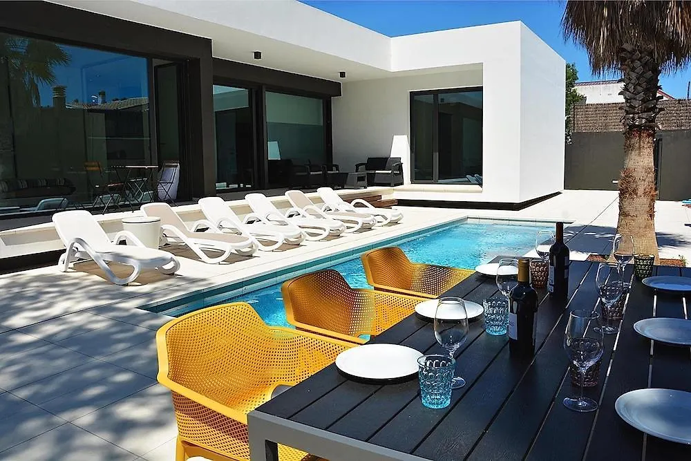 Villa Blanca L' Escala 4*,  西班牙